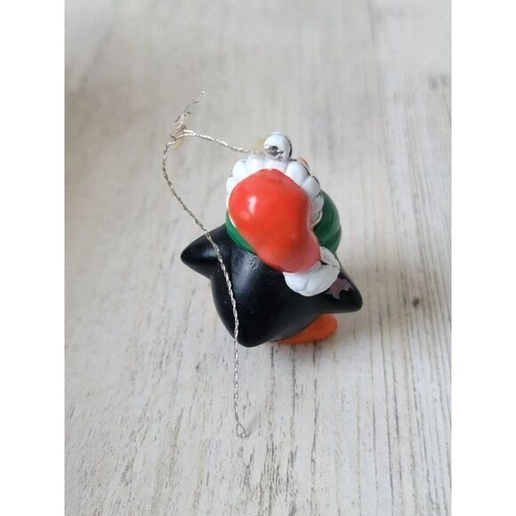 Topps 2001 penguin scarf Santa hat ornament Xmas - Picture 3 of 5